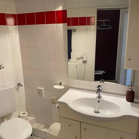 Mit Pool Zum Verlieben *