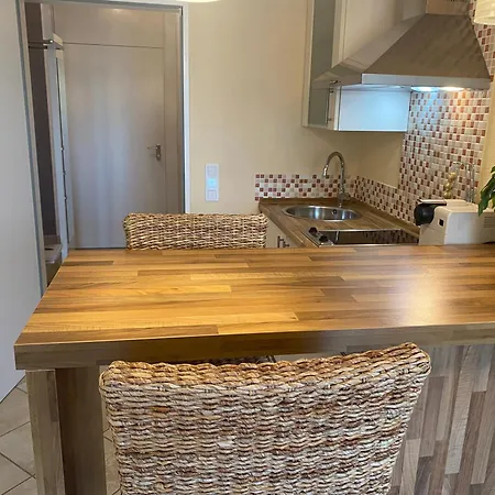 Mit Pool Zum Verlieben באד אסן